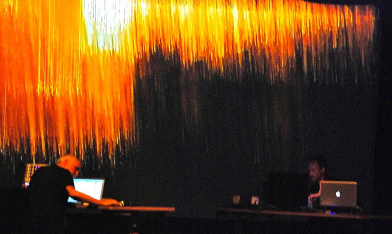 Morton Subotnick und der Videokünstler Lillevan imaginierten große musikalische und optische Bilderwelten