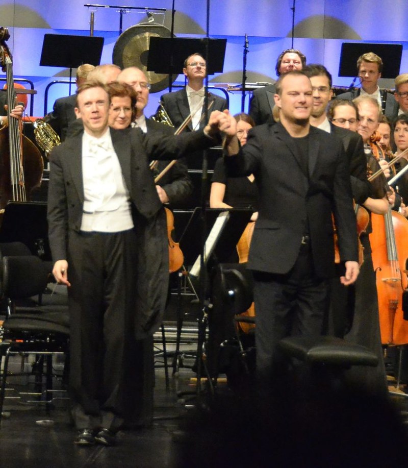 Daniel Harding, Lars Vogt und das Swedish Radio Symphony Orchestra freuten sich über den begeisterten Beifall nach der Interpretation des dritten Beethoven-Klavierkonzertes.