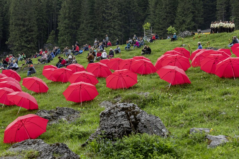 Das Konzert "Tiefe Wasser" am Voralpsee mit Drohnenmusik, Jodeln und Seh-Zauber