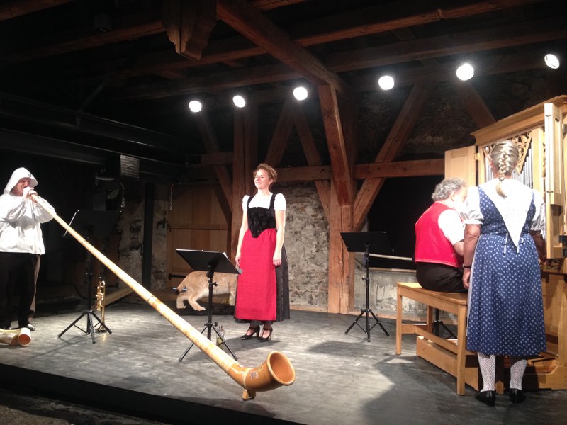 Die Jodlerin Nadja Räss mit Heinz della Torre, Alphorn und Wolfgang Sieber, Orgel