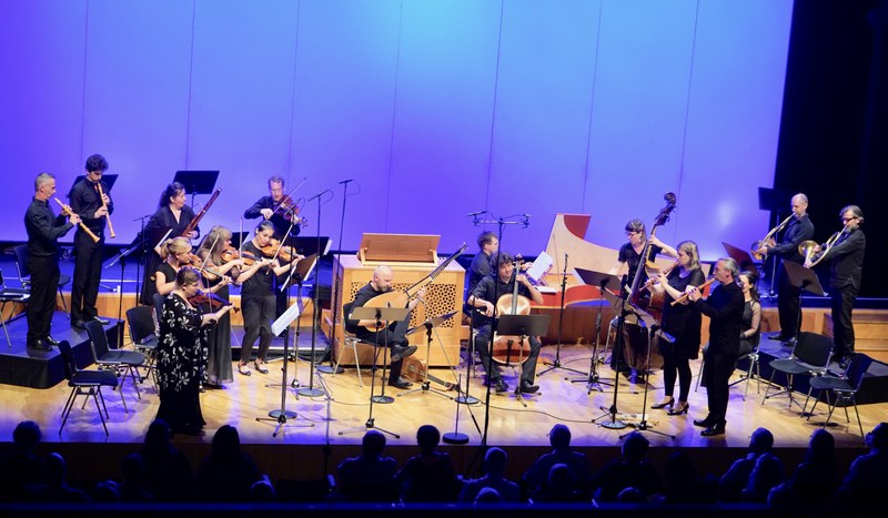 Das Concerto Stella Matutina begeisterte mit zahlreichen Solistinnen und Solisten aus den eigenen Reihen. Jede und jeder für sich musizierte energiegeladen und mit stets auf die anderen Stimmen bedacht.