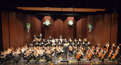 In großer Besetzung gab das Jugendsinfonieorchester Dornbirn ein mitreißendes Neujahrskonzert mit zahlreichen Highlights.