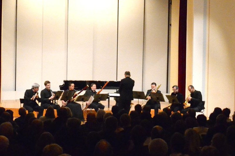 Ein Lehrerensemble spielte im Festsaal Strawinsky.