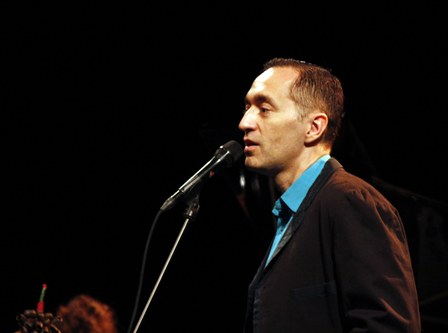Theo Bleckmann: Ein sympathischer und konzentrierter (Jazz-)Vokalist