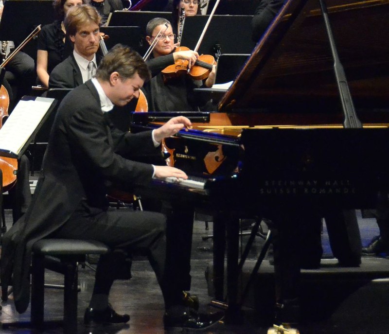 Till Fellner und das Symphonieorchester Vorarlberg unter der Leitung von Hans Graf präsentierten im Bregenzer Festspielhaus eine herausragende Werkdeutung des dritten Klavierkonzertes von Ludwig van Beethoven.