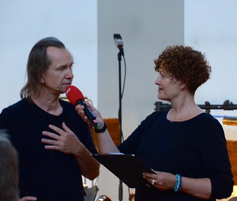 Bettina Barnay war im anregenden Gespräch mit Michael Floredo.