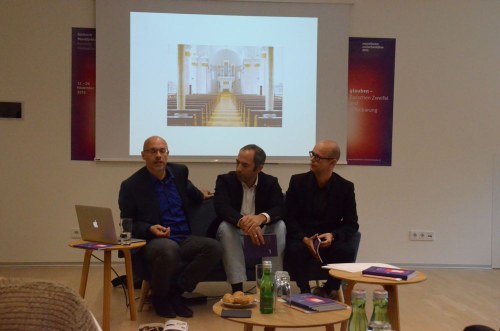 Folkert Uhde, Edgar Eller und Hans-Joachim Gögl präsentierten das Programm des dritten Teils der diesjährigen Montforter Zwischentöne.