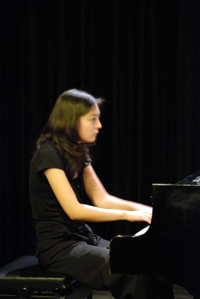 Akiko Metzler gestaltete die Musik eindrucksvoll