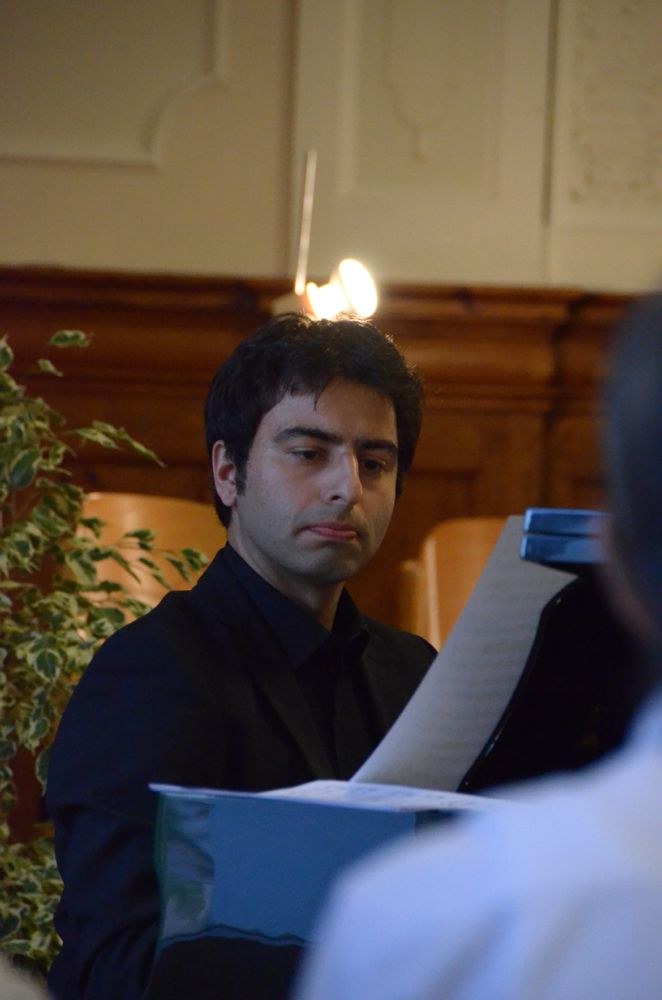 Yunus Emre Kaya war ein zuverlässiger Begleiter am Klavier.