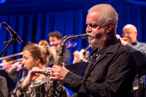 Mit Altsaxophonist Wolfgang Puschnig war einer der renommiertesten Jazzer Österreichs zu hören (alle Fotos: © Stefan Hauer)