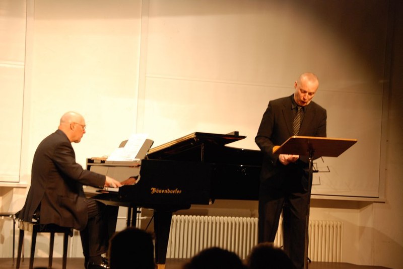 Georg Nigl und Gérard Wyss präsentierten zwiespältige Lieder