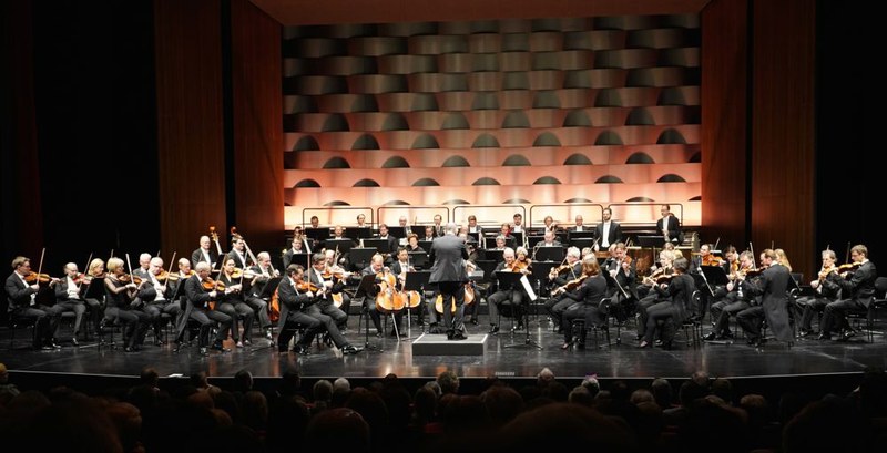 Während bei Berlioz das theatralische Moment in der Musik einige Anreize bot, enttäuschte die Werkdeutung von Beethovens "Eroica".