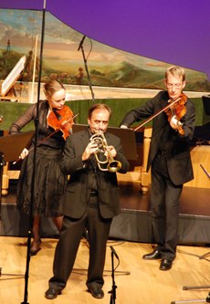 Markus Würsch hat im Rahmen eines Forschungsprojektes eine Klappentrompete nachgebaut, die der Hoftrompeter Anton Weidinger um 1800 entwickelt hat