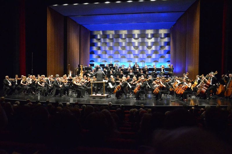 Das BBC Philharmonic unter der Leitung von Juanjo Mena interpretierte Werke, die viel zu selten im Konzertsaal zu hören sind.