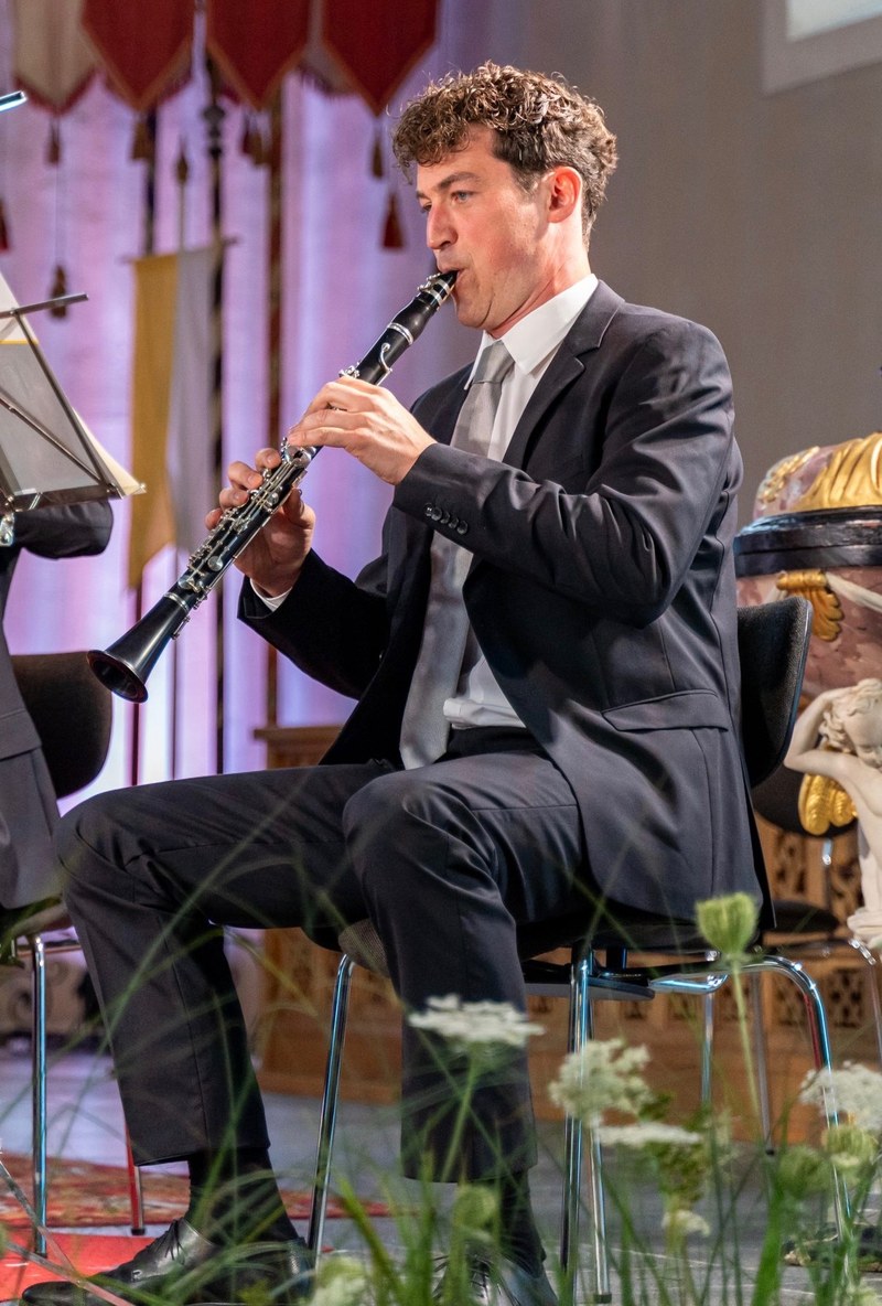 Alex Ladstätter hat sich in den vergangenen Jahren als Kammer- und Orchestermusiker einen Namen gemacht. Unter anderem ist er Initiator der Kammermusikreihe "Krumbach Klassik". © Aaron Strahammer