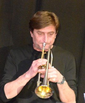 der Trompeter Patrik Haumer ...