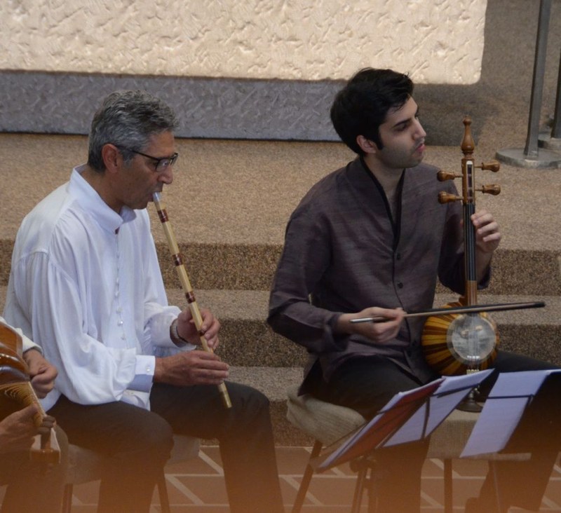 Vater und Sohn, Khosro und Kian Soltani, gehen mit persischer Musik zurück zu ihren Wurzeln.