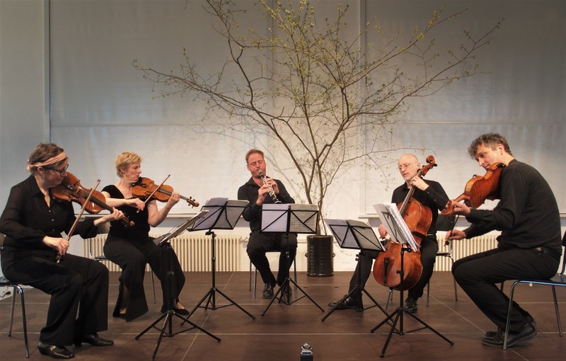 Matthias Schorn und das Epos Quartett bescherten dem Publikum im Pförtnerhaus in Feldkirch ein inspirierendes Erlebnis. (Foto: Fritz Jurmann)