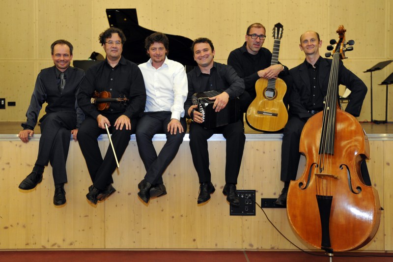 Die Musiker des "Tango de Salón" mit Fritz Karl © Künstlerwebsite