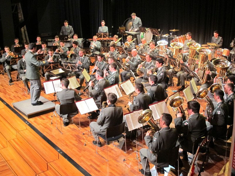 Da waren’s noch stolze 47 Musiker, die bisher übliche Stärke der Militärmusik Vorarlberg, bei einem Konzert im Wolfurter Cubus zur Generalversammlung des Fördervereins.
