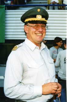 Oberst Prof. Erich Hendl prägte von 1979 bis 1999 als Militärkapellmeister und Komponist von Märschen mit Vorarlberg-Bezug das Erscheinungsbild der Militärmusik.