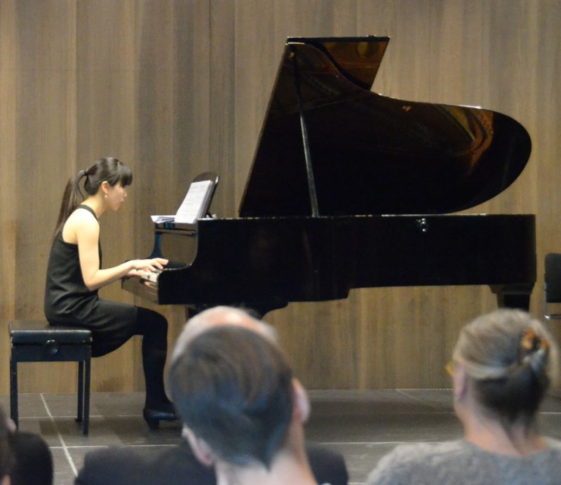 Yukie Togashi hielt die Spannung der dreiteilig angelegten "Motions 14" bis zum Schluss.