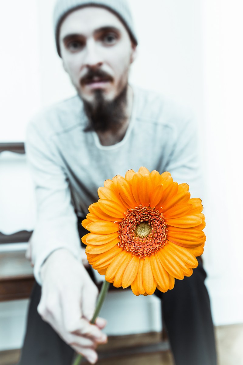 Vincent Pongracz treibt seine exzellente Mischung aus Jazz, Hip-Hop, Elektronik und Imaginärer Folklore zu prächtigen Blüten (© Astrid Knie)