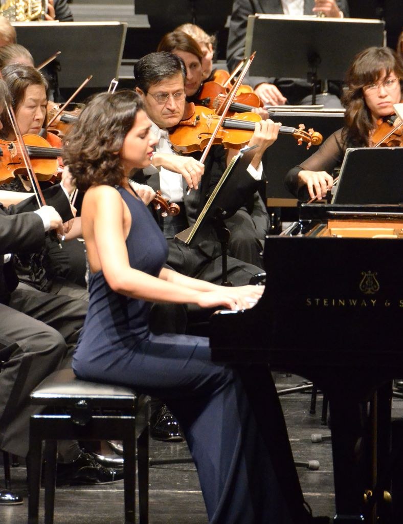 Die georgische Pianistin Khatia Buniatishvili wurde erst kürzlich in die Reihe der „BBC New Generation Artists" aufgenommen.