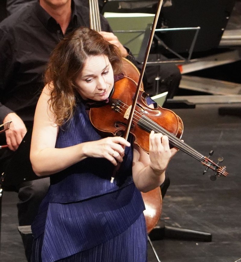 Die Rhetorik der Musik von W.A. Mozart füllte Patricia Kopatchinskaja mit atemberaubendem Fingerspitzengefühl und musikantischer Spielfreude.