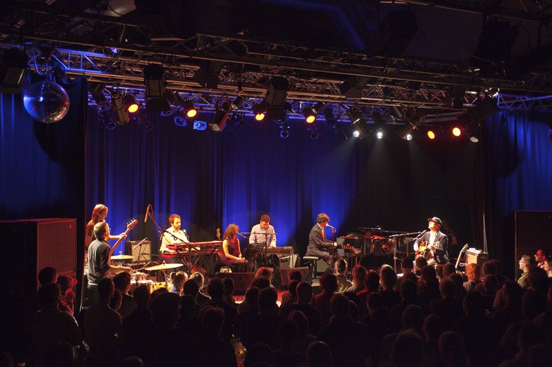 Die Band Lambchop ist ein veränderliches, bis zu 18-köpfiges Kollektiv