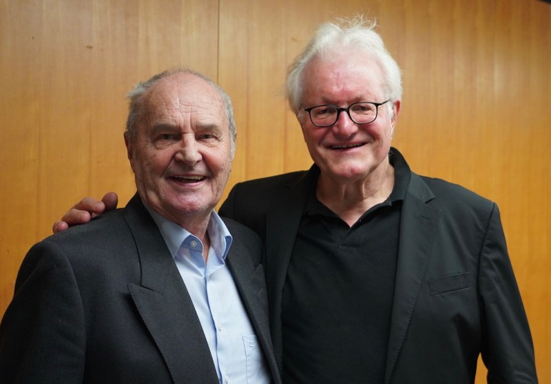 Guntram Simma (re.) und Gerold Amann haben in der musikalischen Szene Vorarlbergs über Jahrzehnte hinweg Maßstäbe gesetzt. Das Abonnementkonzert von "Dornbirn Klassik" eröffnete das Collegium Instrumentale unter der Leitung von Guntram Simma mit Gerold Amanns "Lucy".