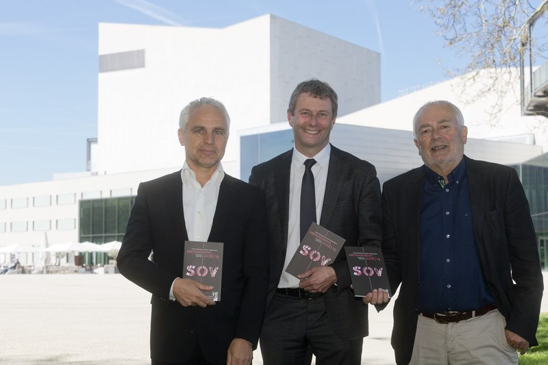 Präsident Manfred Schnetzer, Geschäftsführer Thomas Heißbauer und Vizepräsident Wolfgang Burtscher (v.l.n.r) bilden als Vorstand ein starkes Trio für eine konsequente künstlerische und kommerzielle Ausrichtung des SOV (© Dietmar Mathis)