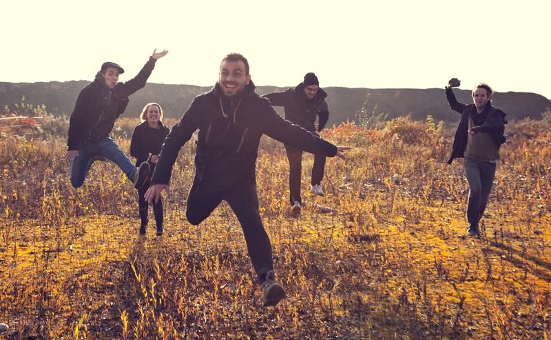 Likewise aus Oberösterreich spielen eine Mischung aus Indie, Folk und Rock (Bilder © www.kidizin.com).