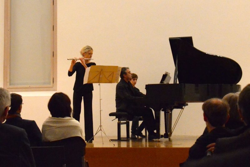 Die Flötistin Simone Bösch und der Pianist Jan Schultsz spielten im Salomon-Sulzer-Saal ein niveauvolles Konzert und stellten sich gleichzeitig in den Dienst der guten Sache.