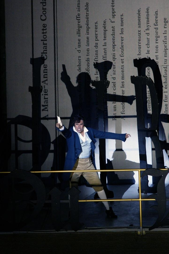 Der mexikanische Tenor Héctor Sandoval bringt in der Titelrolle mit enormer Strahlkraft und reicher Farbpalette alles Wünschenswerte aus seinem Fach ein © Bregenzer Festspiele/Karl Forster
