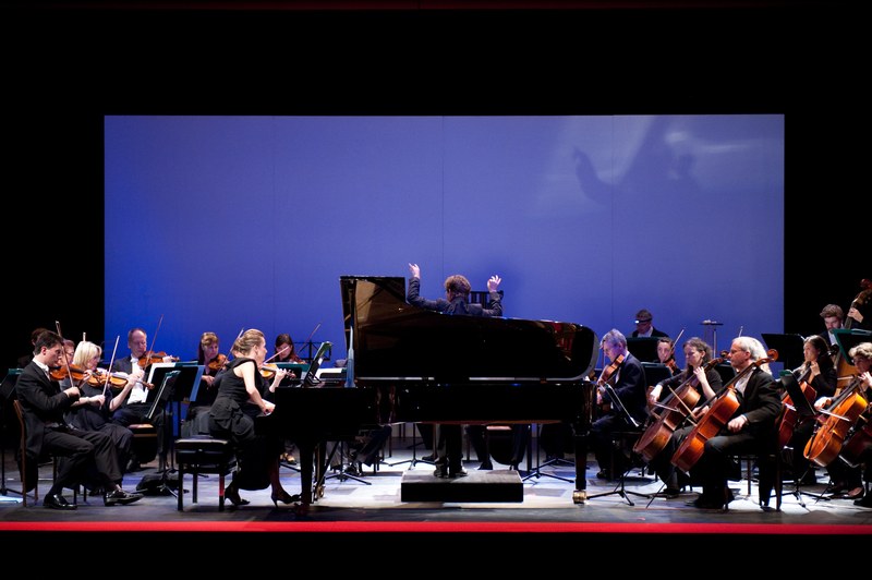 Das Sinfonie Orchester Biel und Anika Vavic hinterließen eine nachhaltige Wirkung ©Feldkirch Festival