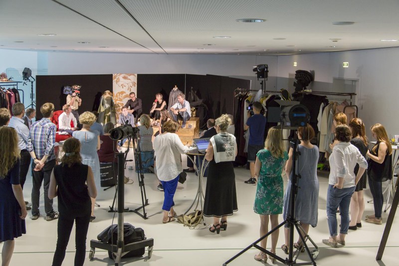 Groß war das Interesse der Medienvertreter aus dem Bodenseeraum für das heutige Pressegespräch der Bregenzer Festspiele zu ihrem neuen „Opernstudio“ mit Mozarts „Cosi fan tutte“.