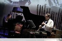 Die sechs Musiker des Brüsseler "ICTUS Ensembles" belebten die multimediale Performance meisterhaft. (Fotos: Bregenzer Festspiele)