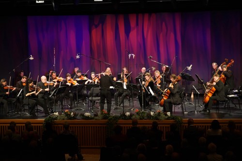 Die gut disponierte "Sinfonietta Vorarlberg" unter der Leitung von Benjamin Lack präsentierte im Rahmen der Lustenauer Abonnementkonzerte Werke von Marcus Nigsch.