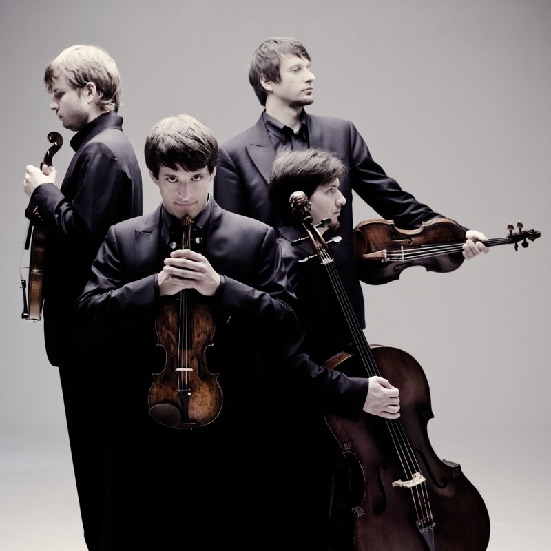 Das junge „Apollon Musagète Quartet“ mit Pawel Zalejski, dem Ersten Konzertmeister des SOV, wirkt beim 2. Abokonzert mit (Foto Marco Borggreve).