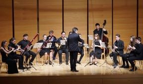 Anfang Herbst musizierte Christoph Eberle mit der Quarta 4 Länder Jugend Philharmonie. Im kleiner besetzten Ensemble Quarta 1/4 versammelte er erstmals aufstrebende Holzbläserinnen und Holzbläser und brachte Werke von Mozart und Beethoven zur Aufführung.
