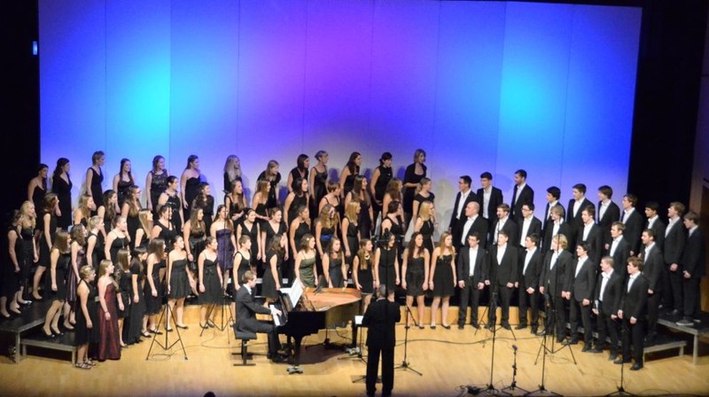 Der Landesjugendchor "Voices" feierte seinen 10. Geburtstag mit einem energiegeladenen Konzert und mit ansteckender Fröhlichkeit.