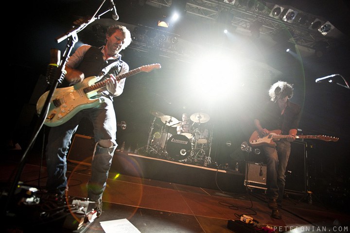dEUS aus Antwerpen boten progressiven Gitarrenrock mit Anspruch