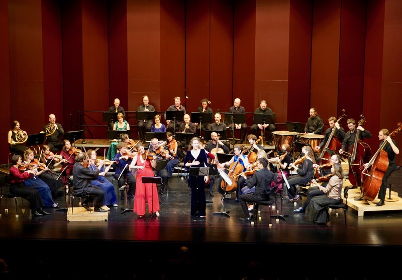 Das Kammerorchester Basel unter der Leitung von Baptiste Lopez, Veronika Eberle und Nikola Hillebrand gestalteten einen inspirierenden Konzertabend mit Kompositionen von W.A. Mozart und Felix Mendelssohn Bartholdy.