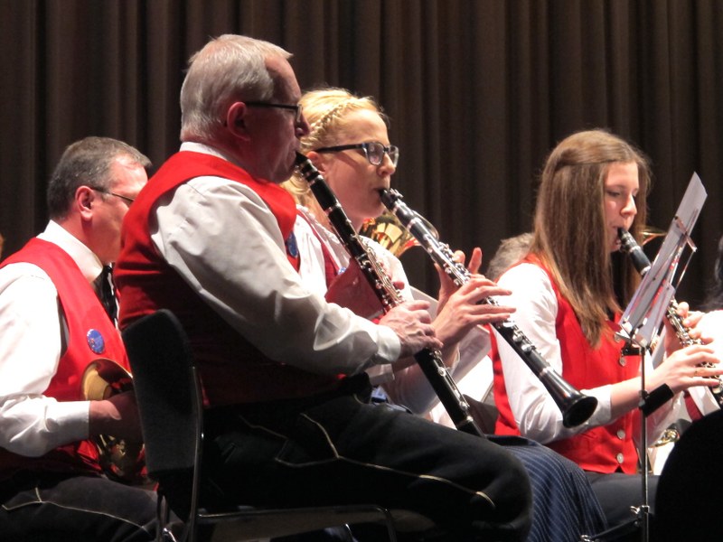 Wie in fast jeder Blaskapelle sitzen auch in der Rankweiler Bürgermusik verschiedene Generation eines Sinnes nebeneinander.