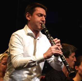 Andreas Schablas stand als Solist im Mittelpunkt des Orchesterkonzertes.