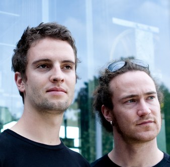 Zwei von vier Bandmitgliedern: Fabian M. Mueller (links) und Kaspar von Grünigen