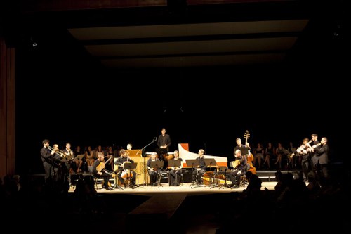 Das "Concerto Stella Matutina" erwies sich einmal mehr als hervorragender Partner. Viel Flexibilität forderte die Konzertinszenierung von den Musikern und Sängern ein.