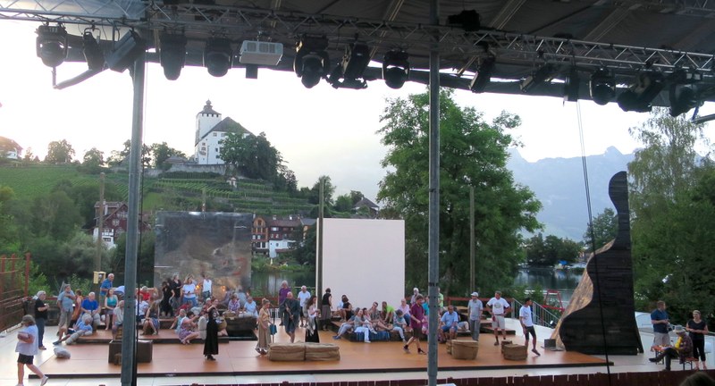 Abendstimmung am Werdenberger See bei der Probe zu "Carmen"