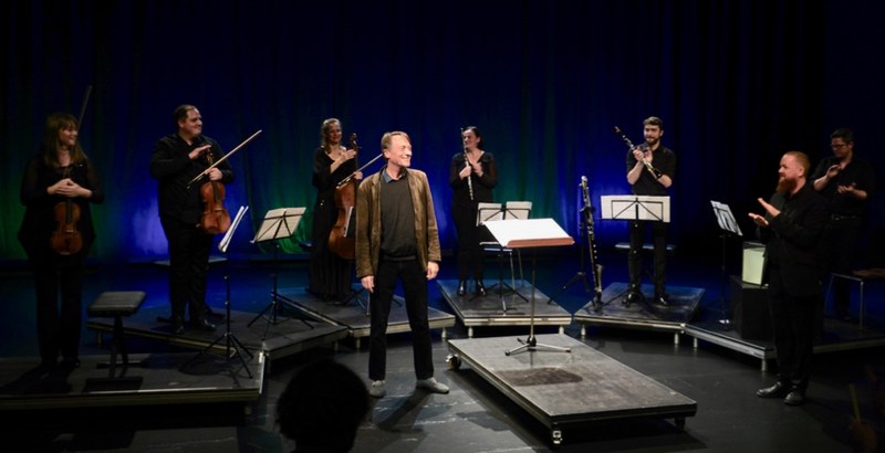 Über den herzlichen Applaus freute sich das Ensemble und der Komponist Gerald Futscher.